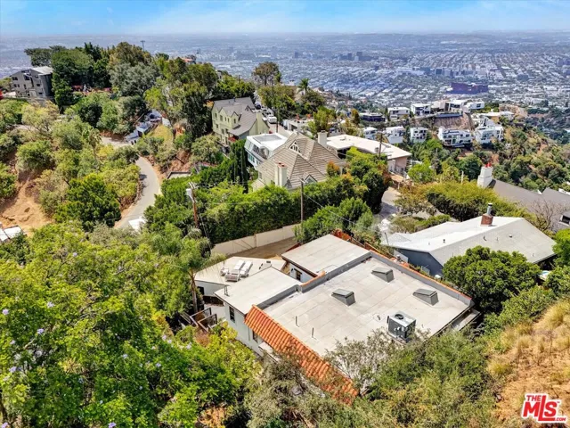 2007 Barcelona Drive, Los Angeles, California 90046
