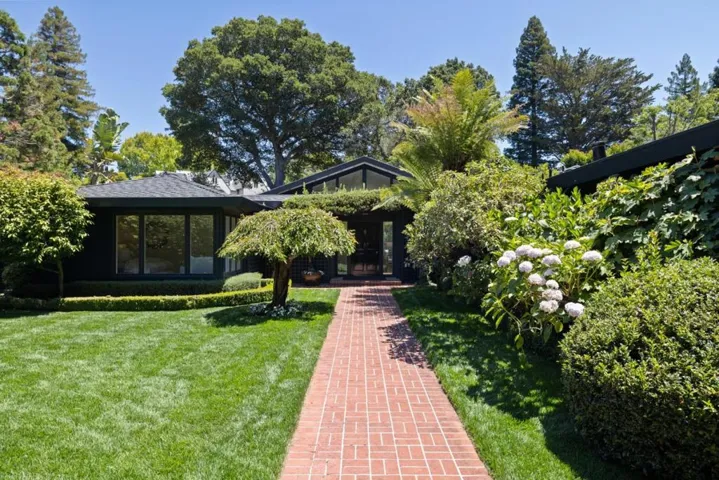 820 Eucalyptus Avenue, Hillsborough, California 94010