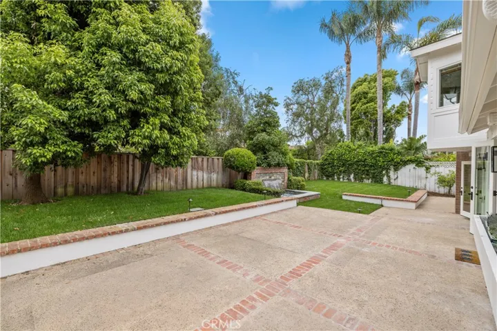 1943 Port Carney, Newport Beach, California 92660
