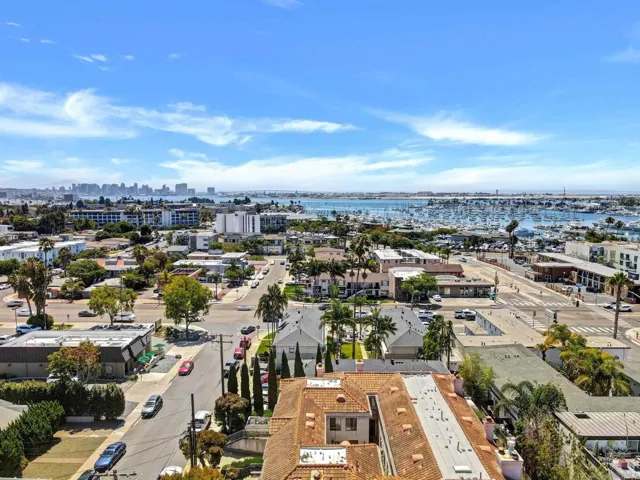 1518 Rosecrans Street, San Diego, California 92106