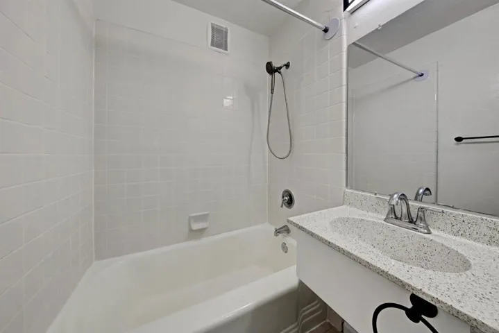 1518 Rosecrans Street, San Diego, California 92106