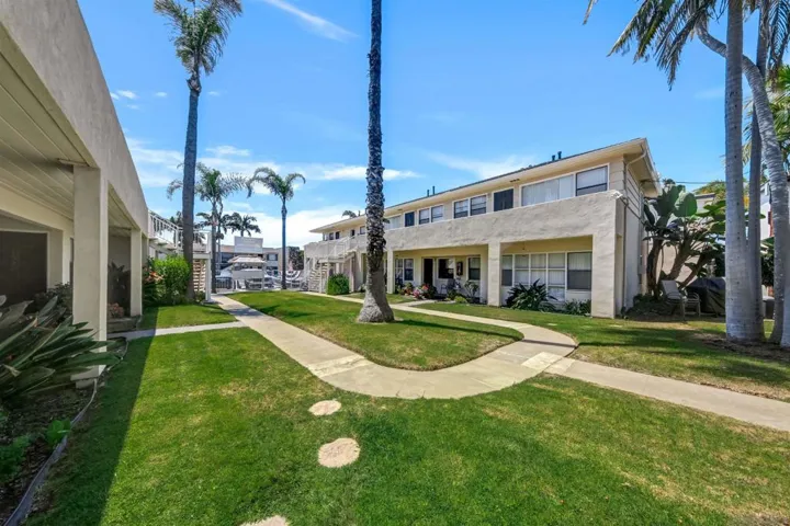 1518 Rosecrans Street, San Diego, California 92106
