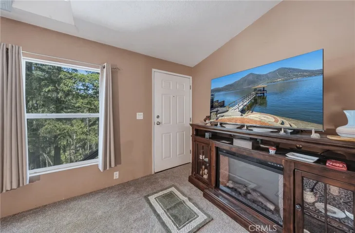 16121 Golf, Cobb, California 95426