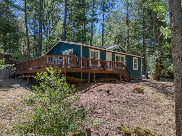 16121 Golf, Cobb, California 95426