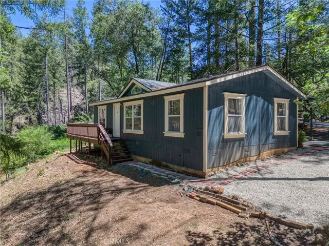16121 Golf, Cobb, California 95426