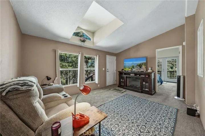 16121 Golf, Cobb, California 95426