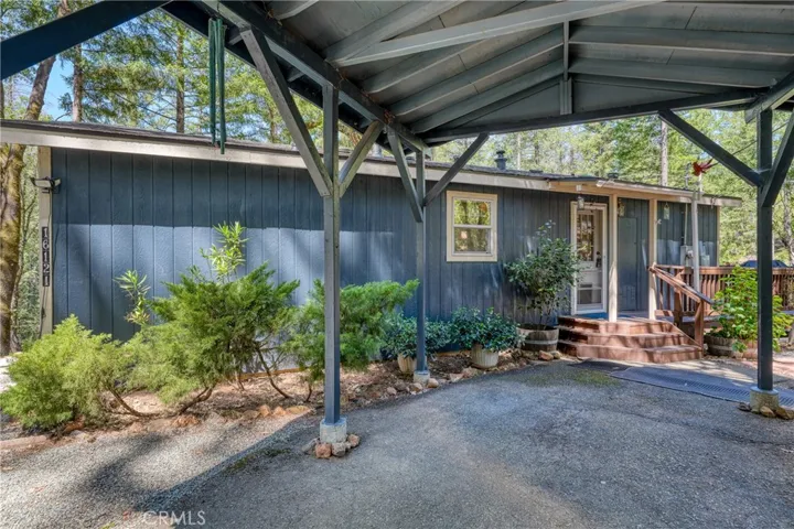 16121 Golf, Cobb, California 95426