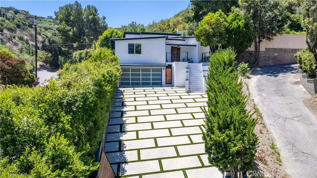 3675 Ventura Canyon, Sherman Oaks, California 91423 — photo 5