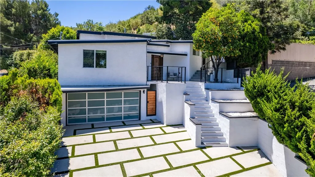 3675 Ventura Canyon, Sherman Oaks, California 91423 — photo 4