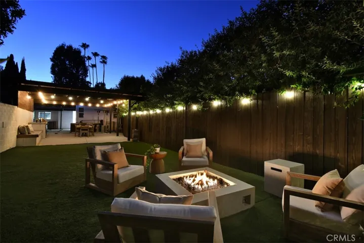 3675 Ventura Canyon, Sherman Oaks, California 91423