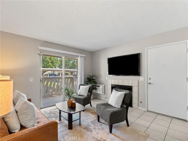 512 Sandalwood 1, Escondido, California 92027