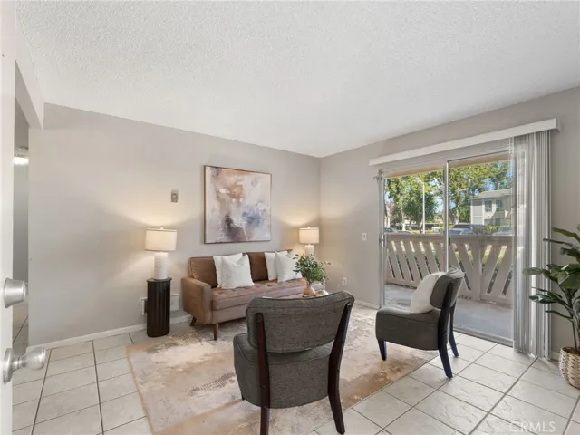 512 Sandalwood 1, Escondido, California 92027