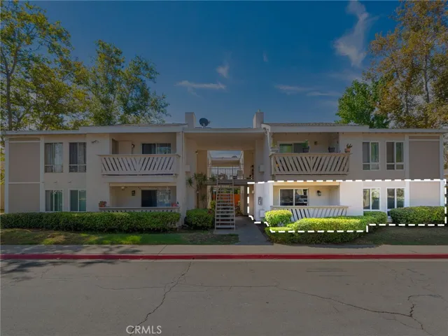512 Sandalwood 1, Escondido, California 92027