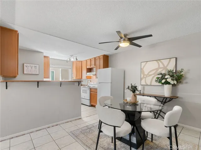 512 Sandalwood 1, Escondido, California 92027