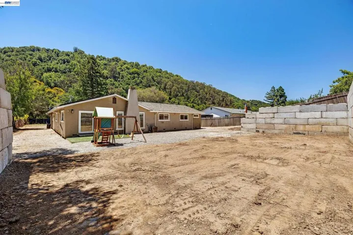 6344 Paloverde Rd, Castro Valley, California 94552