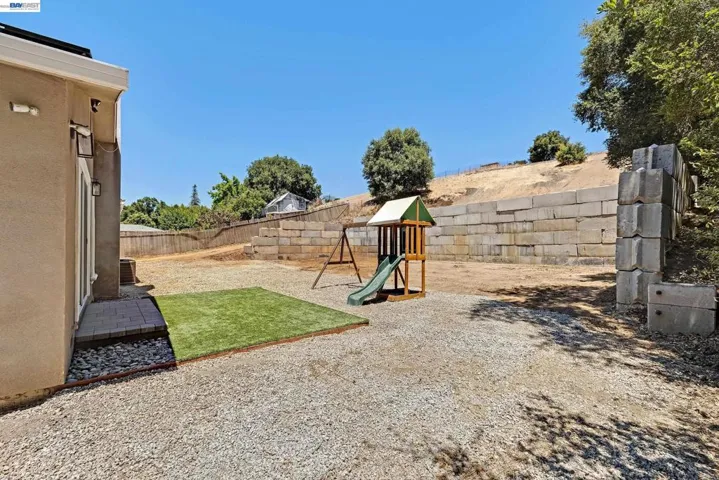 6344 Paloverde Rd, Castro Valley, California 94552