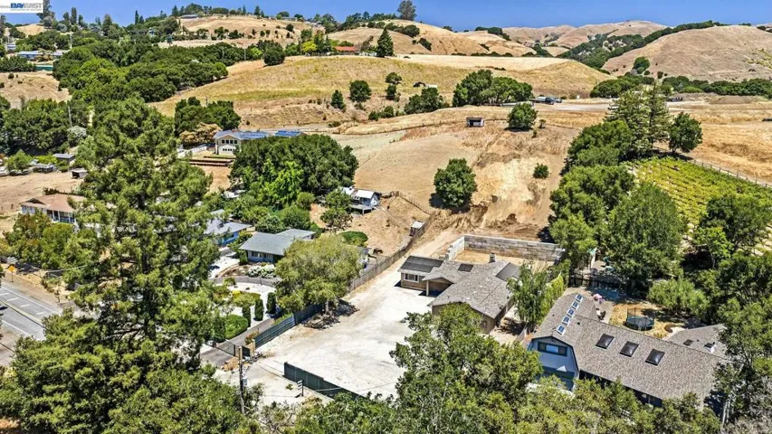 6344 Paloverde Rd, Castro Valley, California 94552