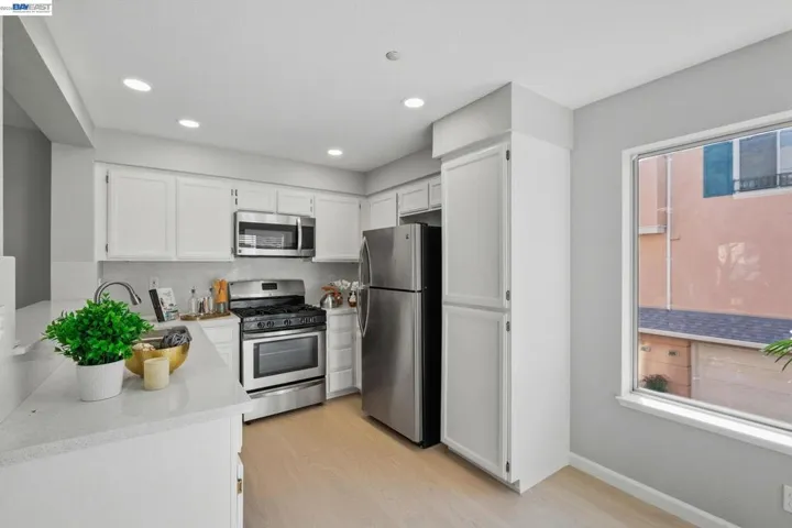 38860 Garibaldi Cmn, Fremont, California 94536
