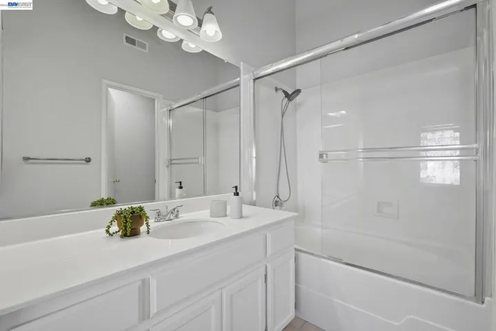 38860 Garibaldi Cmn, Fremont, California 94536