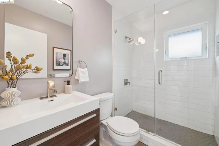 1722 Excelsior Ave, Oakland, California 94602