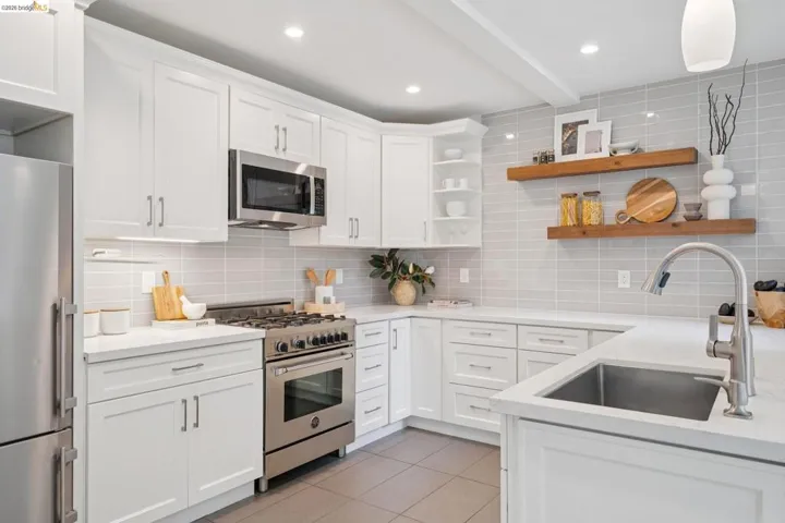 1722 Excelsior Ave, Oakland, California 94602