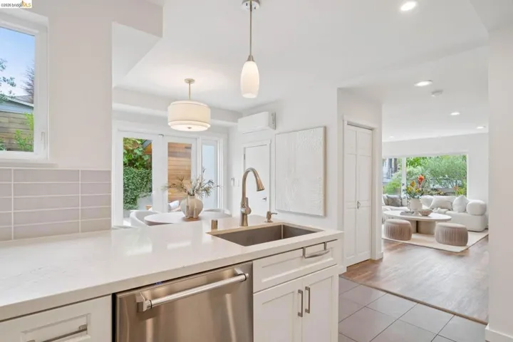 1722 Excelsior Ave, Oakland, California 94602