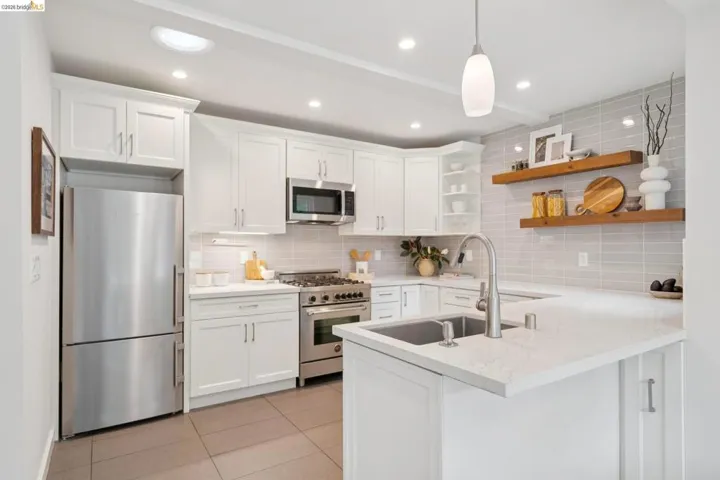 1722 Excelsior Ave, Oakland, California 94602