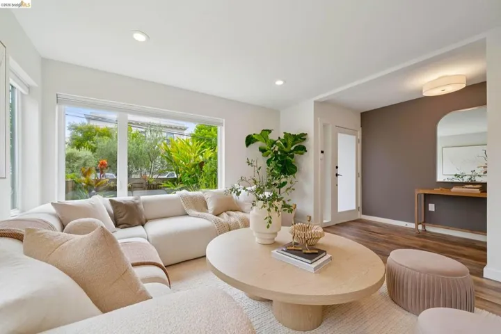 1722 Excelsior Ave, Oakland, California 94602