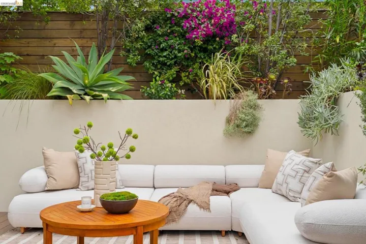 1722 Excelsior Ave, Oakland, California 94602