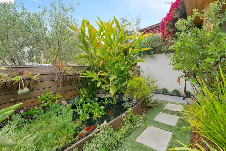1722 Excelsior Ave, Oakland, California 94602