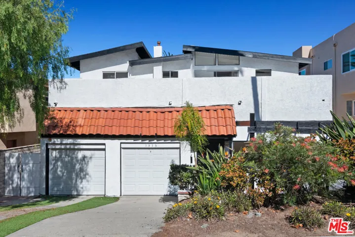 1315 17th Street, Manhattan Beach, California 90266
