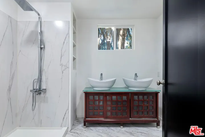 1315 17th Street, Manhattan Beach, California 90266