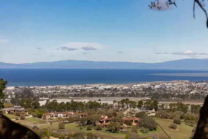 7855 Monterra Oaks Road, Monterey, California 93940