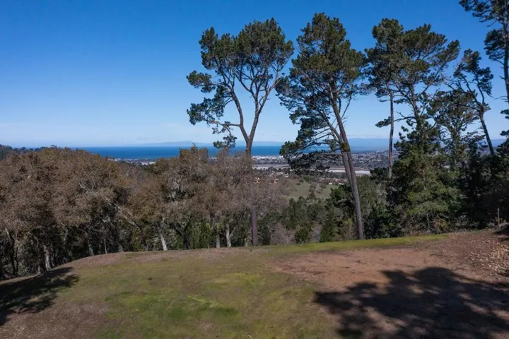 7855 Monterra Oaks Road, Monterey, California 93940
