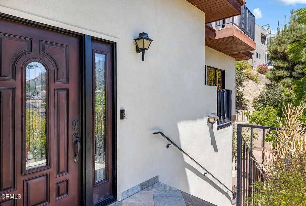 1861 Oakmont Terrace, Glendale, California 91208 — photo 4