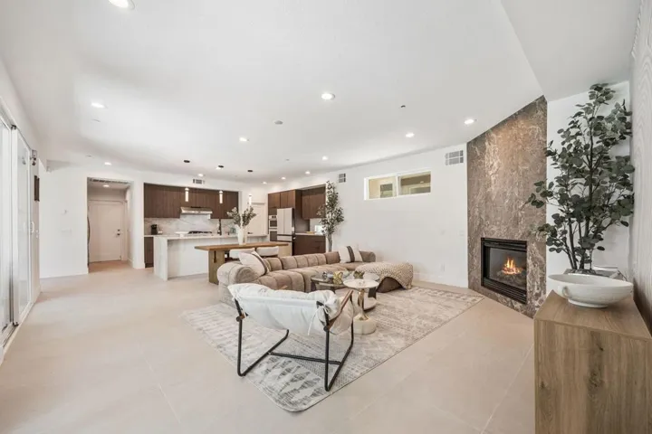 21-web-or-mls-068A9743