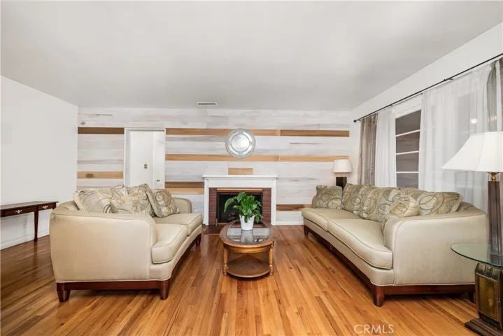 3402 Woodruff Avenue, Long Beach, California 90808