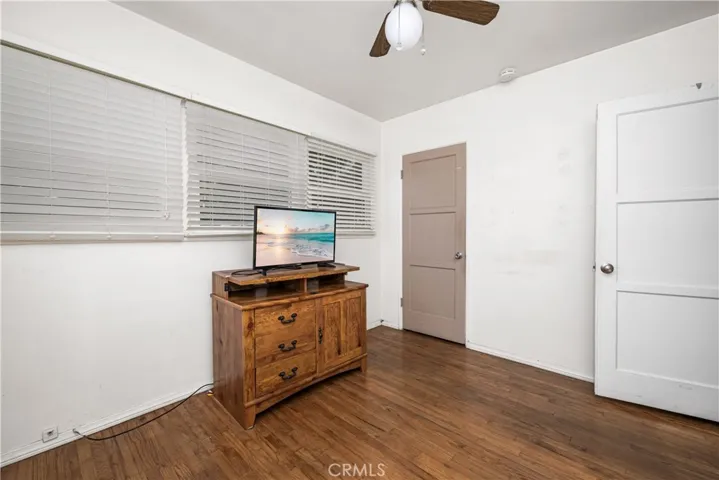3402 Woodruff Avenue, Long Beach, California 90808