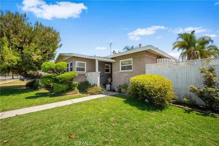 3402 Woodruff Avenue, Long Beach, California 90808