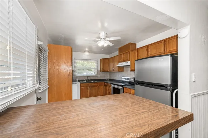 3402 Woodruff Avenue, Long Beach, California 90808