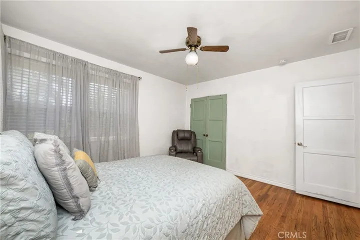 3402 Woodruff Avenue, Long Beach, California 90808