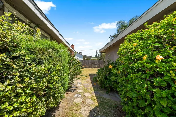3402 Woodruff Avenue, Long Beach, California 90808