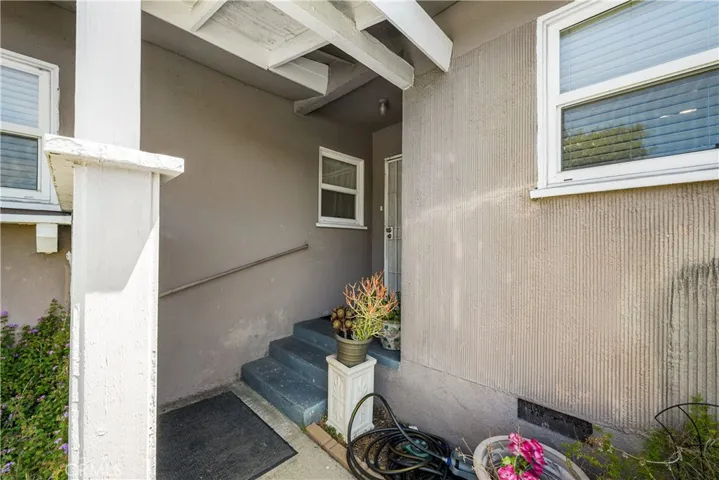 3402 Woodruff Avenue, Long Beach, California 90808