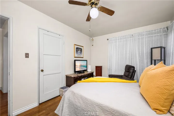 3402 Woodruff Avenue, Long Beach, California 90808