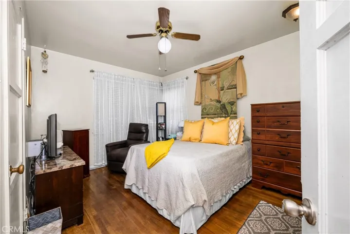 3402 Woodruff Avenue, Long Beach, California 90808