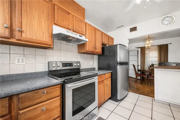 3402 Woodruff Avenue, Long Beach, California 90808