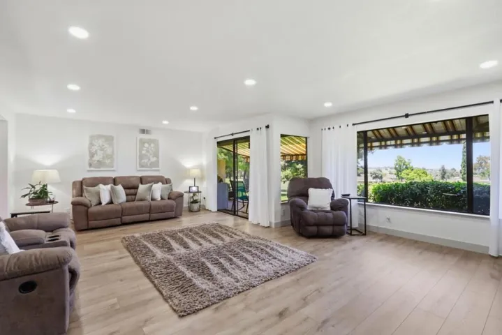 7033 Via Valverde, San Jose, California 95135