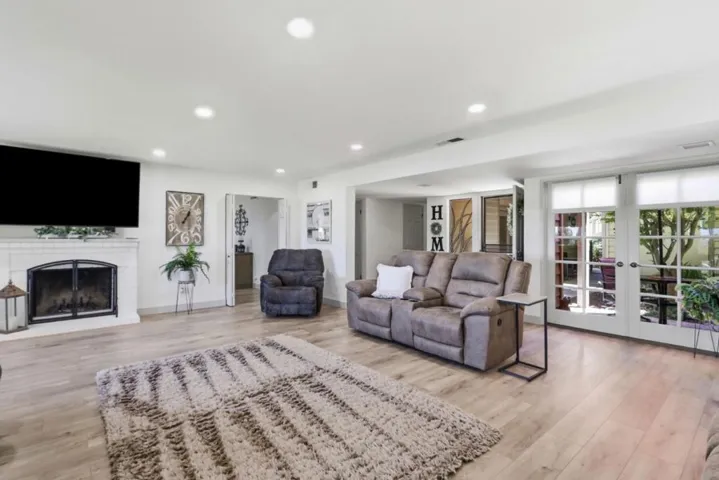 7033 Via Valverde, San Jose, California 95135