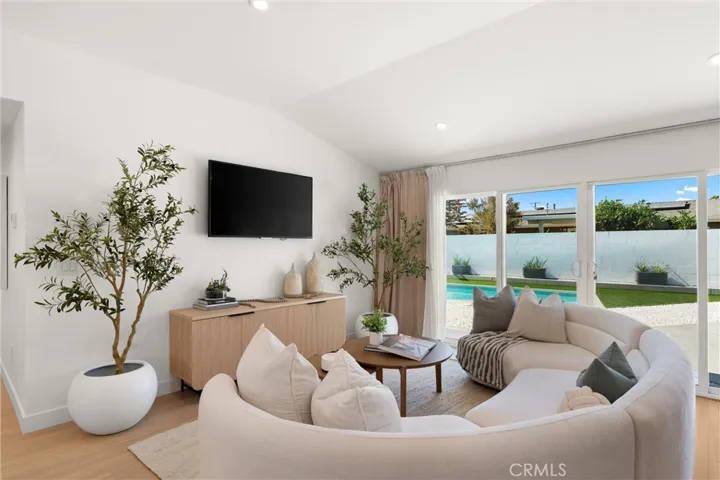 8591 Greenleaf Avenue, Buena Park, California 90620