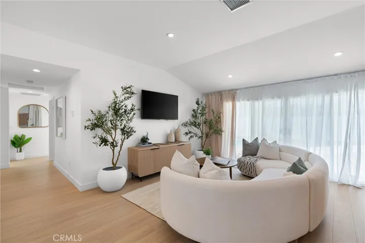 8591 Greenleaf Avenue, Buena Park, California 90620